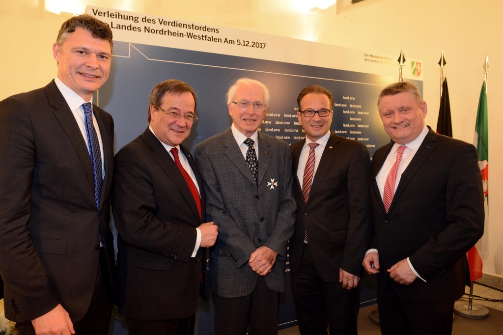Verdienstorden für Schell